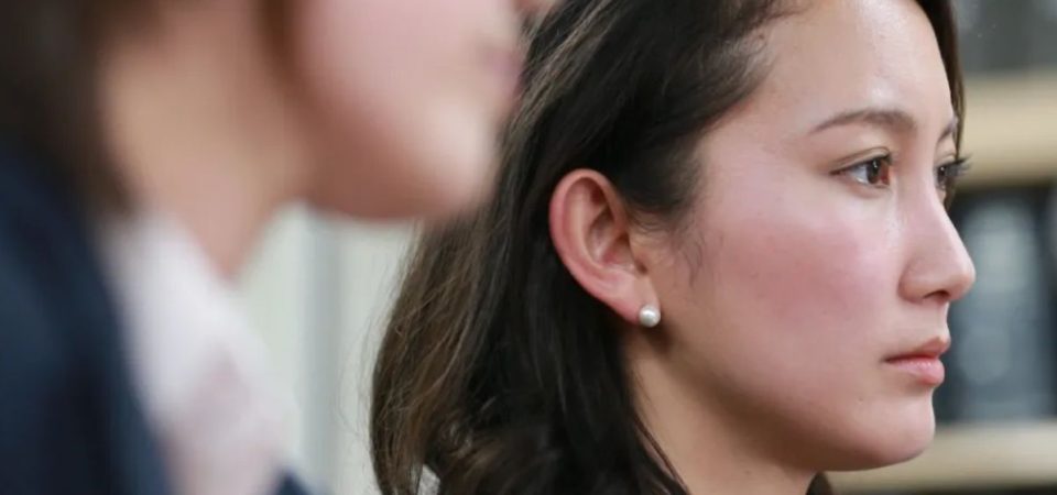 Quatro Paredes | Crítica