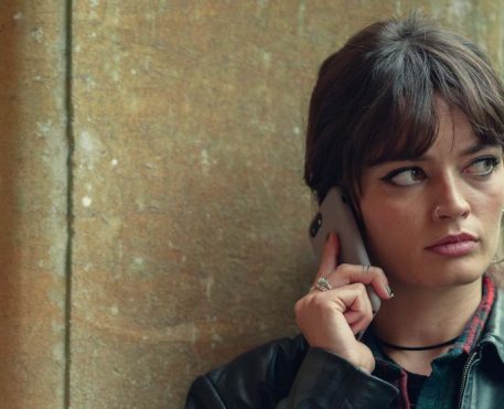 Emma Mackey será a Feiticeira Branca na nova adaptação de Nárnia