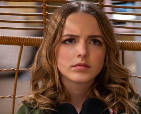 Mckenna Grace entra para o elenco de Jogos Vorazes: Amanhecer na Colheita