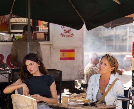 Hot Milk | Filme com Fiona Shaw e Emma Mackey ganha cartaz