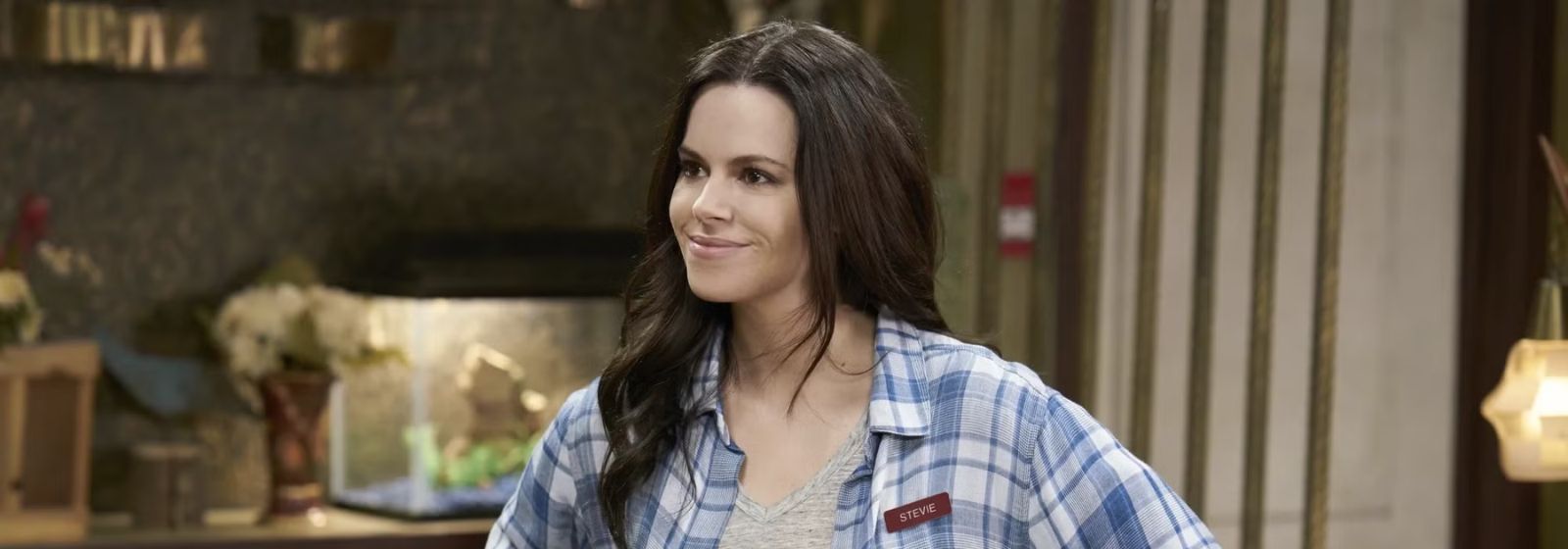 Emily Hampshire entra para o elenco de Visão, nova série do MCU