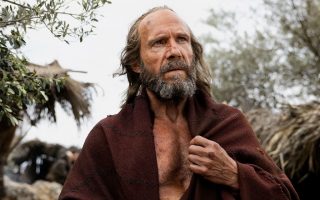 O Retorno | Ralph Fiennes está irreconhecível no filme