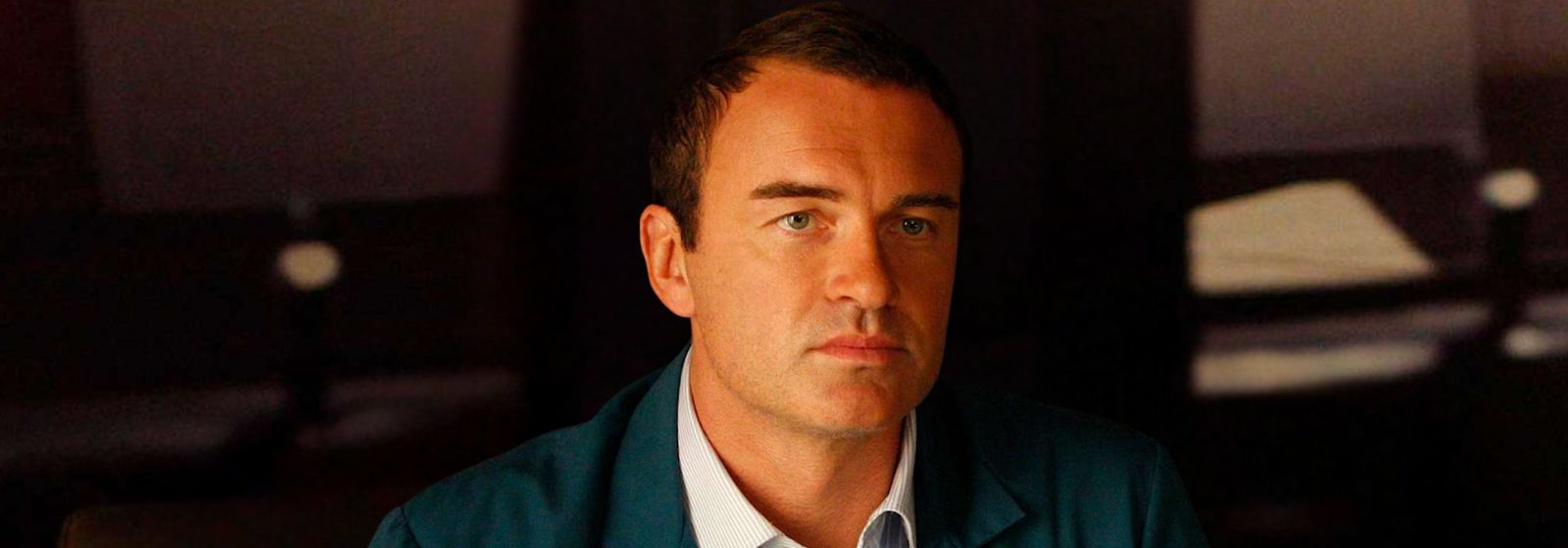 Morre Julian McMahon, astro de Nip/Tuck e Quarteto Fantástico, aos 56 anos