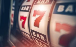 Entre os jogos de cassino tradicionais, qual é o mais popular?