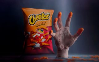 Wandinha | Mãozinha é o novo influenciador da Cheetos