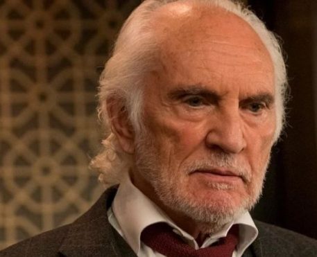Terence Stamp, astro de Superman e Priscilla, morre aos 87 anos