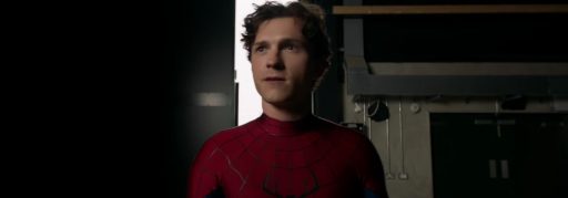 Tom Holland aparece com o novo traje de Homem-Aranha 4