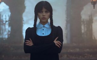 Wandinha ganha playlist oficial no Spotify com faixas inéditas e surpresas sombrias