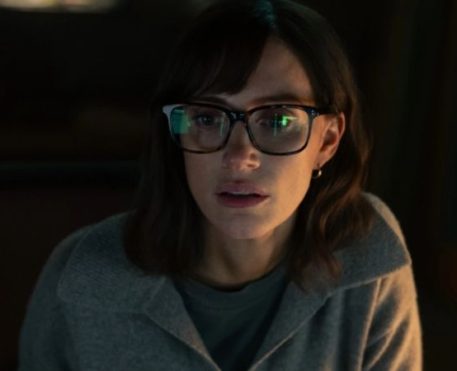 Apple TV+ adia estreia da série A Especialista