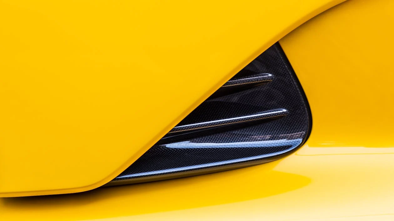 Como escolher o retrovisor ideal para modelos Porsche: guia para entusiastas e colecionadores