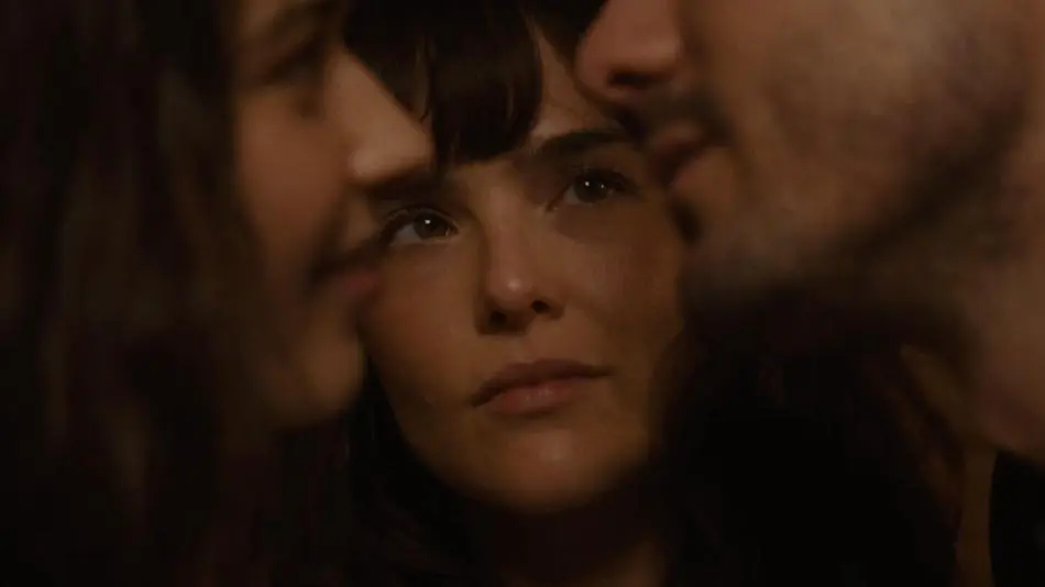 Entre Nós – Uma Dose Extra de Amor ganha cartaz, trailer e data de estreia