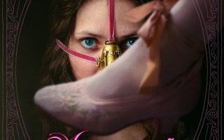 A Meia-Irmã Feia | Releitura de Cinderela é aterrorizante, grotesca e um sopro de esperança para o cinema de terror