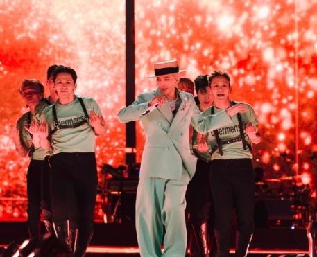 G-Dragon In Cinema: Übermensch: Um espetáculo visual e musical