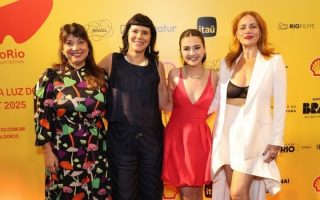 #SalveRosa | Filme com Klara Castanho e Karine Teles é destaque no Festival do Rio