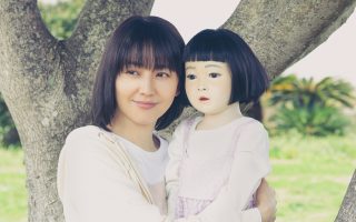 Dollhouse apresenta uma boneca amaldiçoada, mas capaz de curar o luto