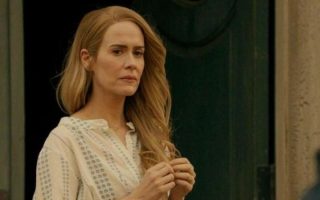 Monstros | 4ª temporada terá Sarah Paulson como nova serial killer