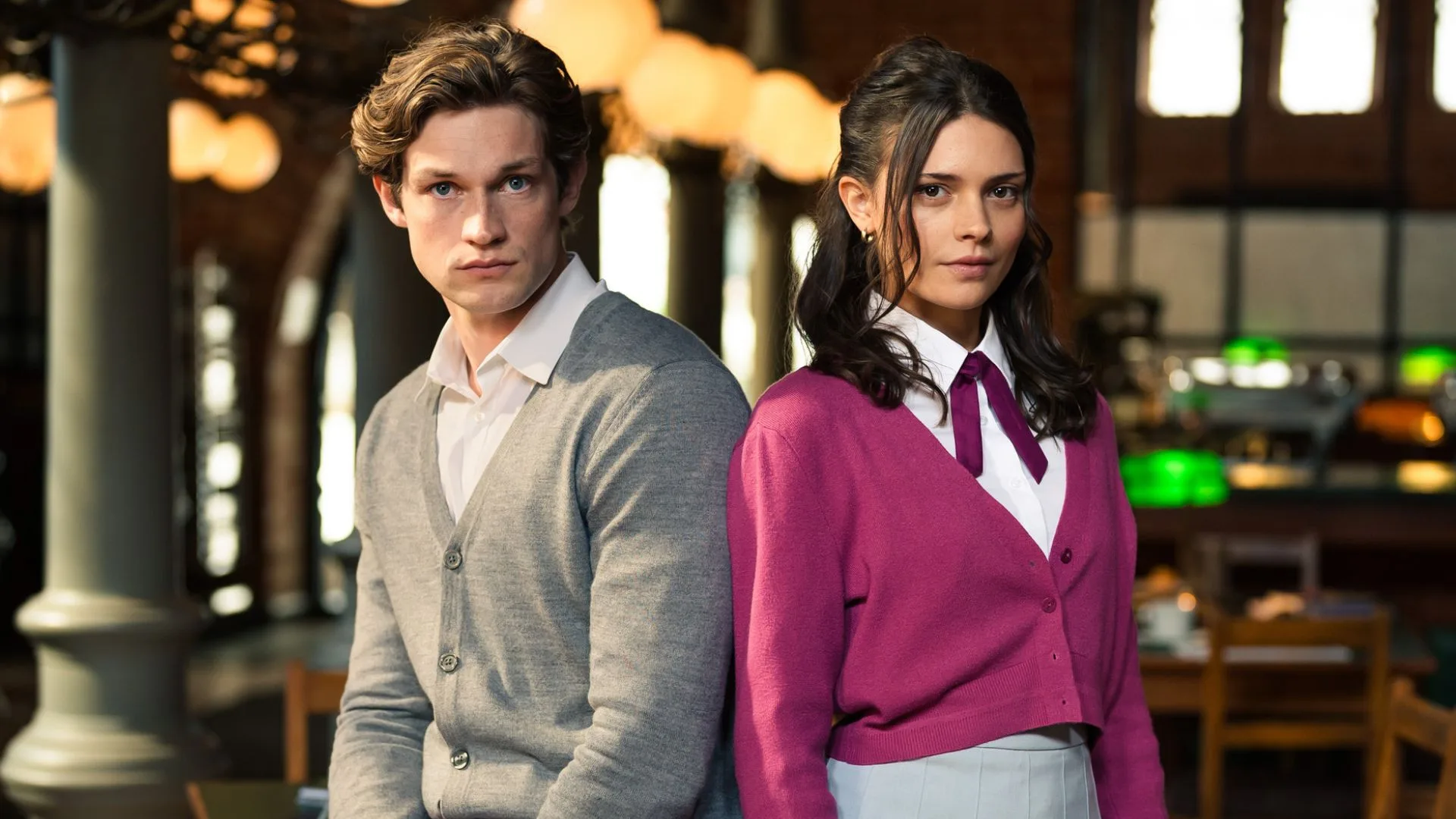 Maxton Hall: Um Mundo Entre Nós retona na sexta-feira