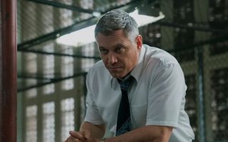 Percy Jackson e os Olimpianos escala Holt McCallany como Atlas na 3ª temporada