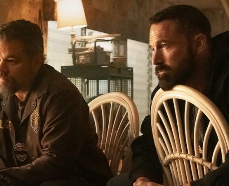 Dinheiro Suspeito prova que menos é mais no thriller policial da Netflix