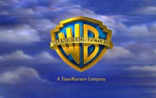 Warner Bros. avalia nova oferta da Paramount em meio a negociações com a Netflix