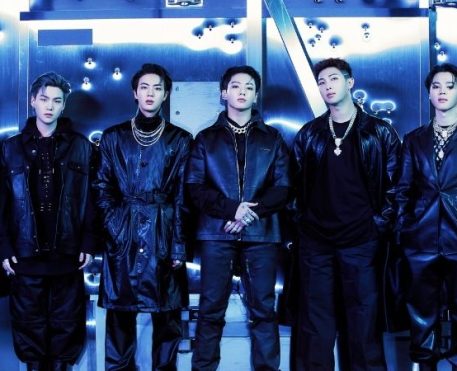 Netflix anuncia show ao vivo do BTS e documentário sobre retorno do grupo