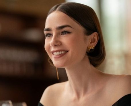 Lily Collins será Audrey Hepburn em filme sobre os bastidores de Bonequinha de Luxo