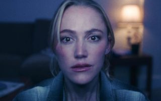 Resident Evil 9: Requiem ganha curta com Maika Monroe