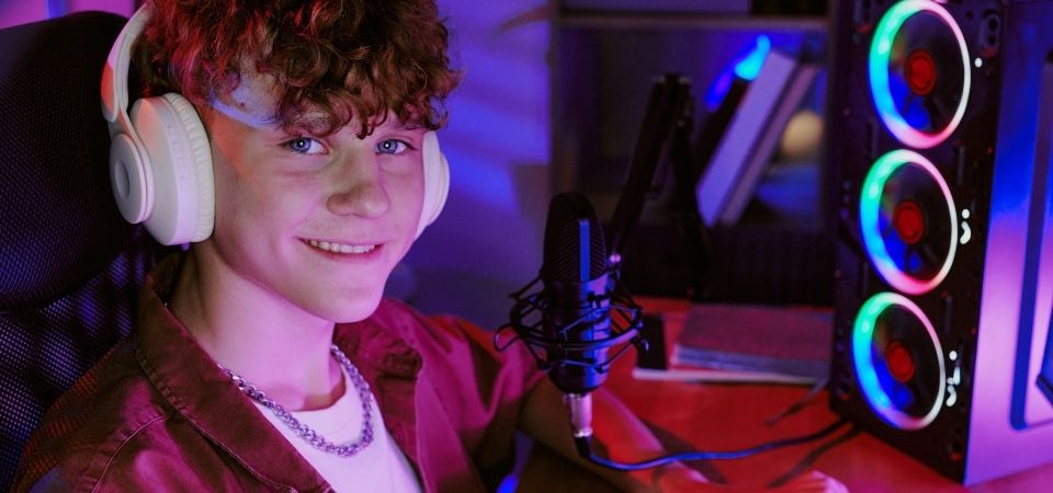 Por que jogar hoje compete com Netflix, TikTok e Twitch