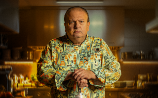 Pesadelo na Cozinha | Erick Jacquin estreia nova temporada e degusta menus temperados com crise