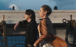 BTS lança novo álbum e clipe estrelado por Lili Reinhart