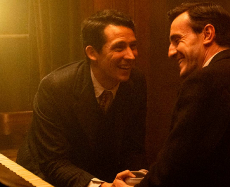 A História do Som perde oportunidades em prol de um romance carente de sensibilidade