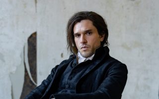 Um Conto de Duas Cidades ganha primeiras imagens