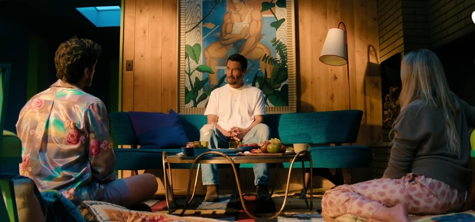 Consequência | Comédia da Apple com Keanu Reeves ganha trailer
