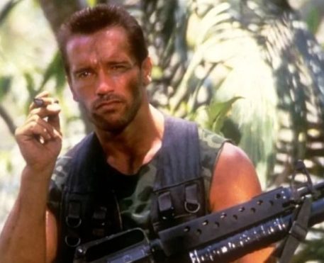 Predador | Arnold Schwarzenegger confirma conversas para retornar como Dutch