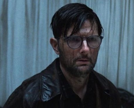 Hokum: O Pesadelo da Bruxa | Terror com Adam Scott ganha teaser