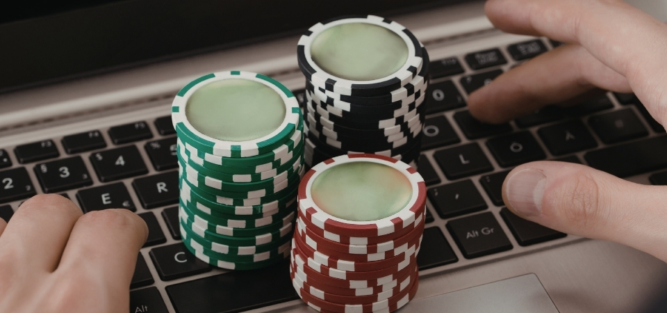 Psicologia no Poker: O Que Separa Iniciantes de Jogadores de Verdade