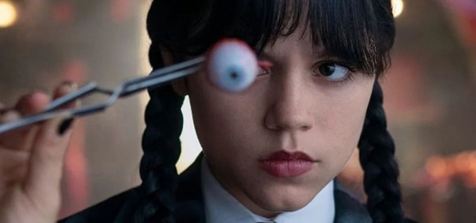 Wandinha | 3ª temporada anuncia a escalação de Lena Headey e James Lance