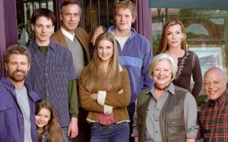 Everwood, série clássica dos anos 2000, chegará em breve à Netflix