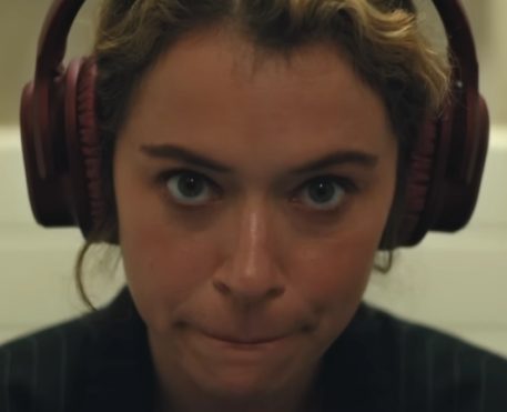 Prazer Máximo Garantido | Série com Tatiana Maslany ganha primeiro teaser