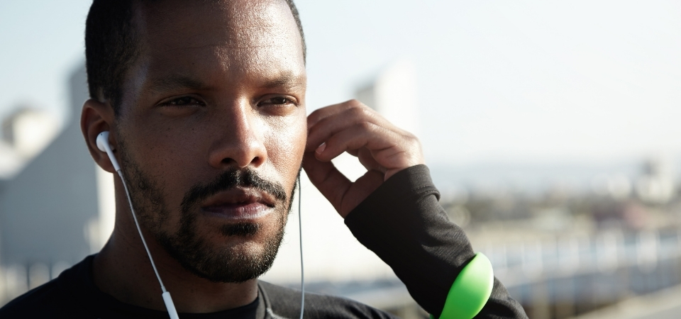 10 músicas de estilos variados para praticar esporte