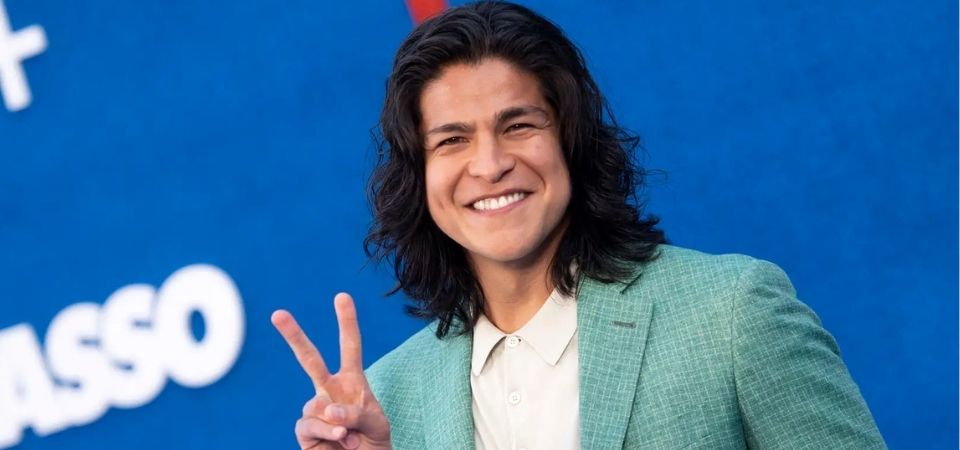 Fútbol is Life! Cristo Fernández se torna jogador de futebol profissional