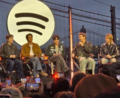 Spotify promove SWIMSIDE, experiência imersiva para fãs de BTS