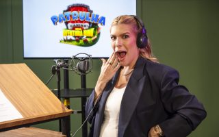Lore Improta está no elenco de dublagem de Patrulha Canina: Uma Aventura Dino
