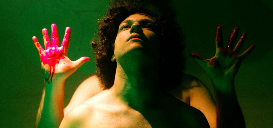 Labirinto dos Garotos Perdidos | Terror queer que contempla os prazeres e temores da carne