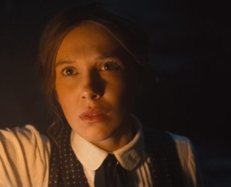 Com Millie Bobby Brown, Enola Holmes 3 ganha trailer oficial