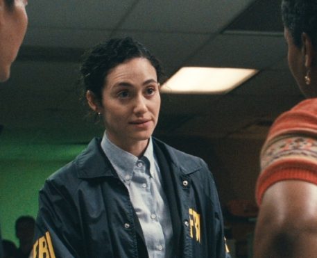 Fúria | Emmy Rossum protagoniza nova série do Disney+, que ganha trailer