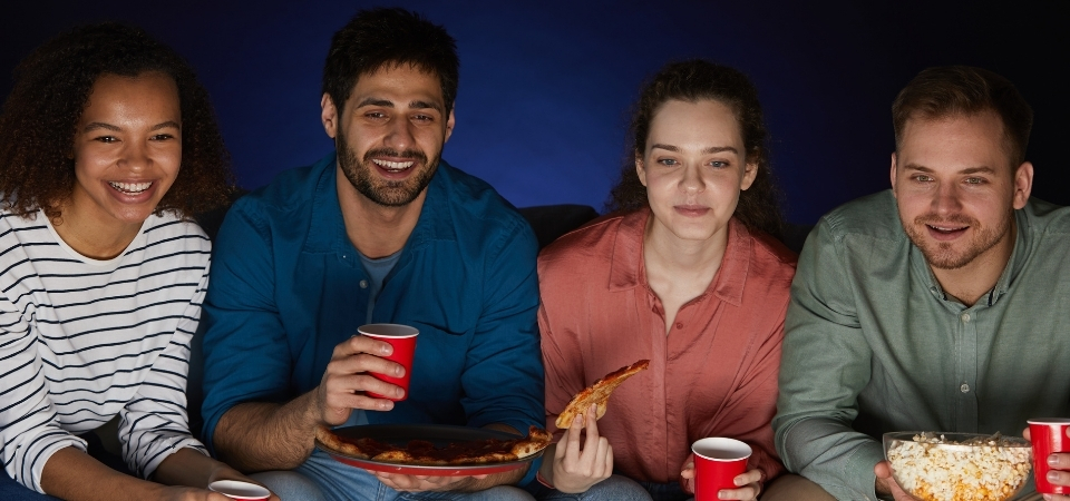 Cinema em casa: filmes para assistir em família nas férias de fim de ano