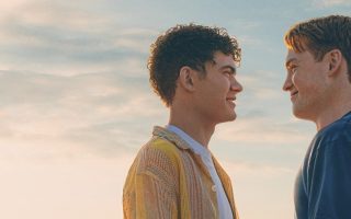 Netflix revela cartaz do filme Heartstopper: Para Sempre