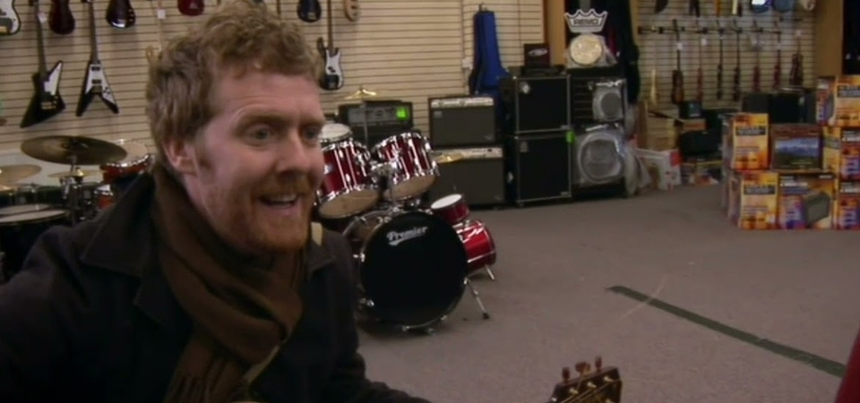 Glen Hansard, ator de Apenas Uma Vez e vencedor do Oscar, morre em acidente de moto