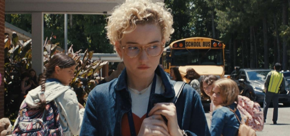 Apple TV anuncia Guilty Creatures, série estrelada e produzida por Julia Garner